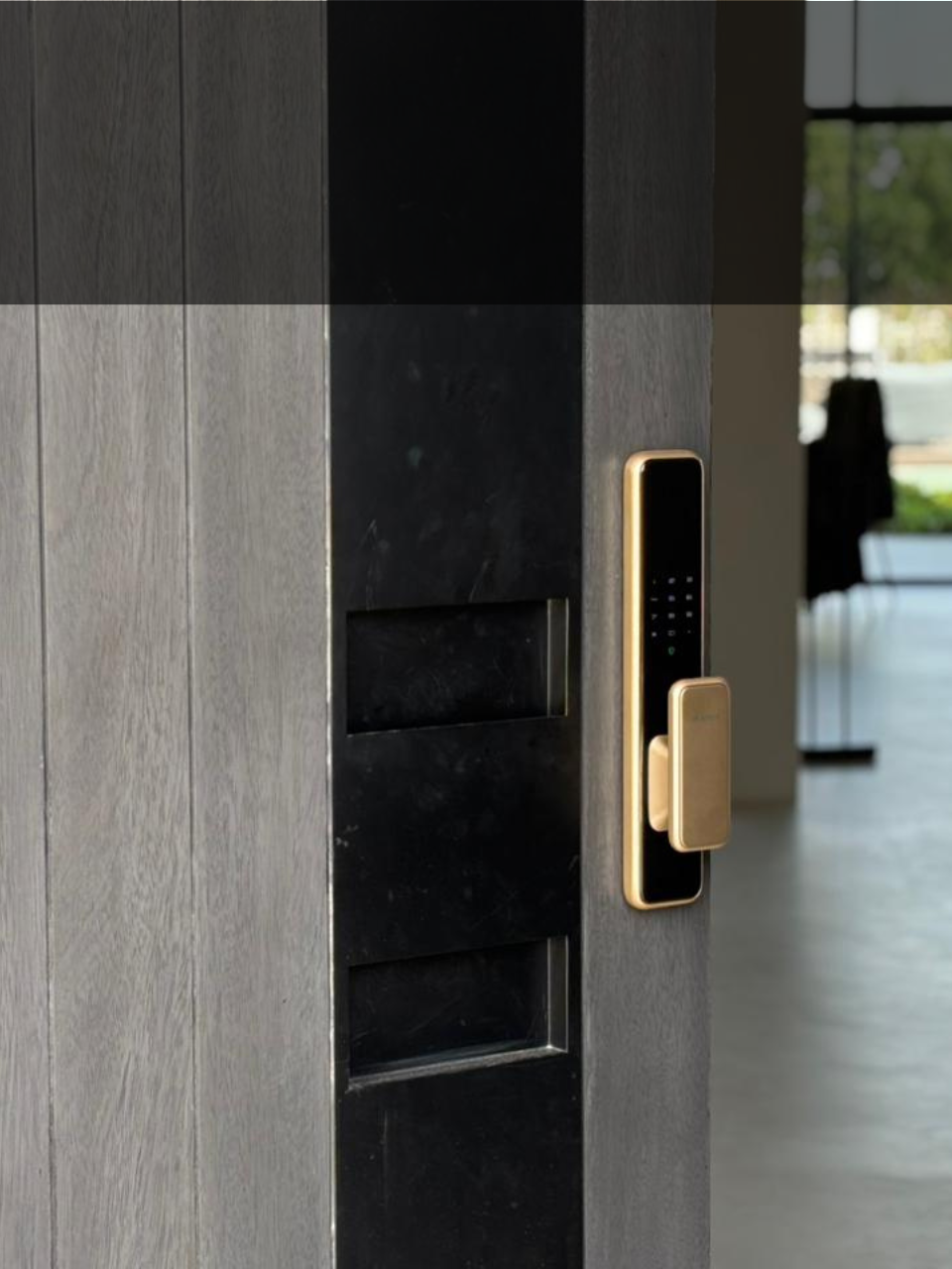 UNLOCK YOUR WORLD, - EFFORTLESSLY Mobile